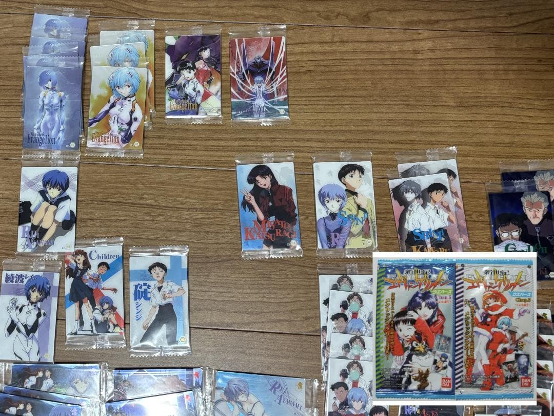 【未開封まとめ売り希少】新世紀エヴァンゲリオン ウエハースまとめ売り　約200枚