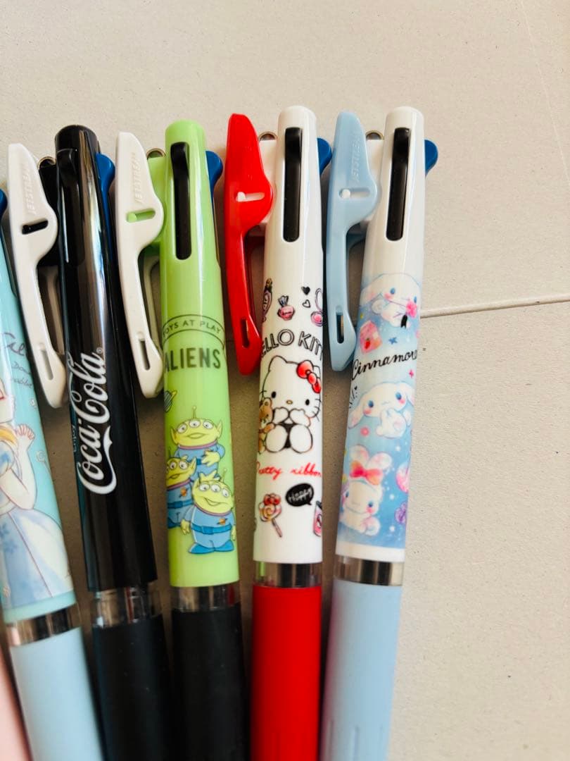 キャラクターデザイン ボールペン6本セット