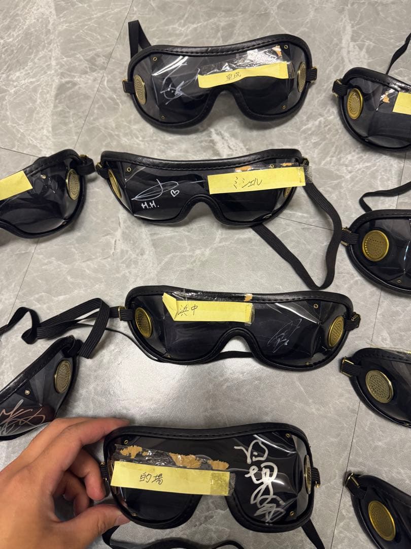 【✴︎激レア】サイン入りゴーグル14個セット　競馬
