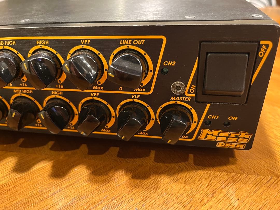 【ジャンク】Markbass ベース アンプヘッド LMK バッグ付き