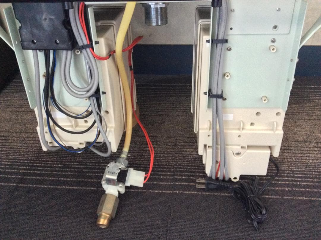 サラヤ  自動手指洗浄消毒器  WS‐1002   壁付型  ジャンク品