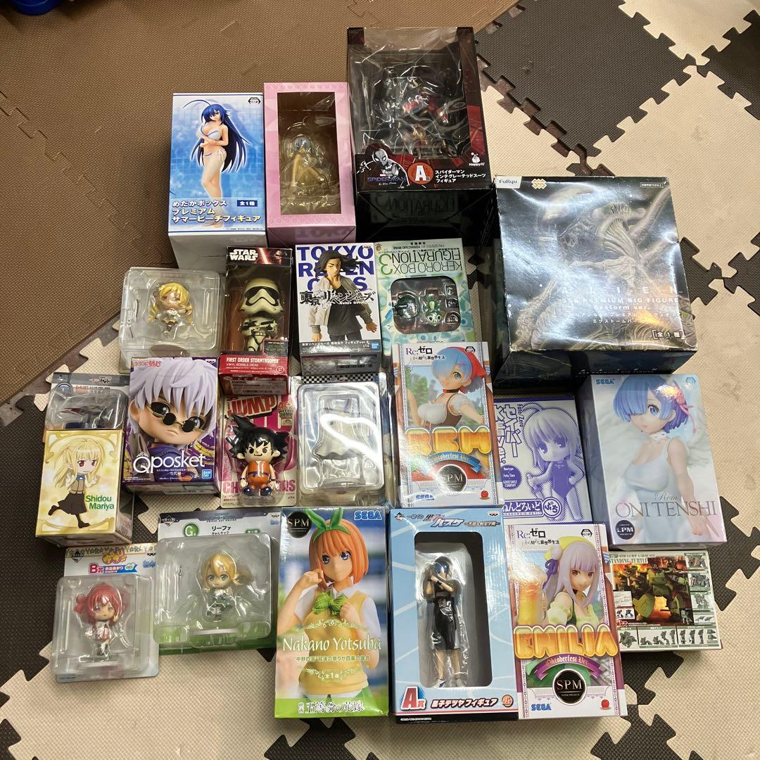 アニメキャラクター フィギュアセット