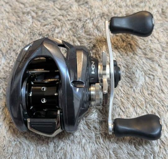 シマノ　アルデバラン１８　MGL