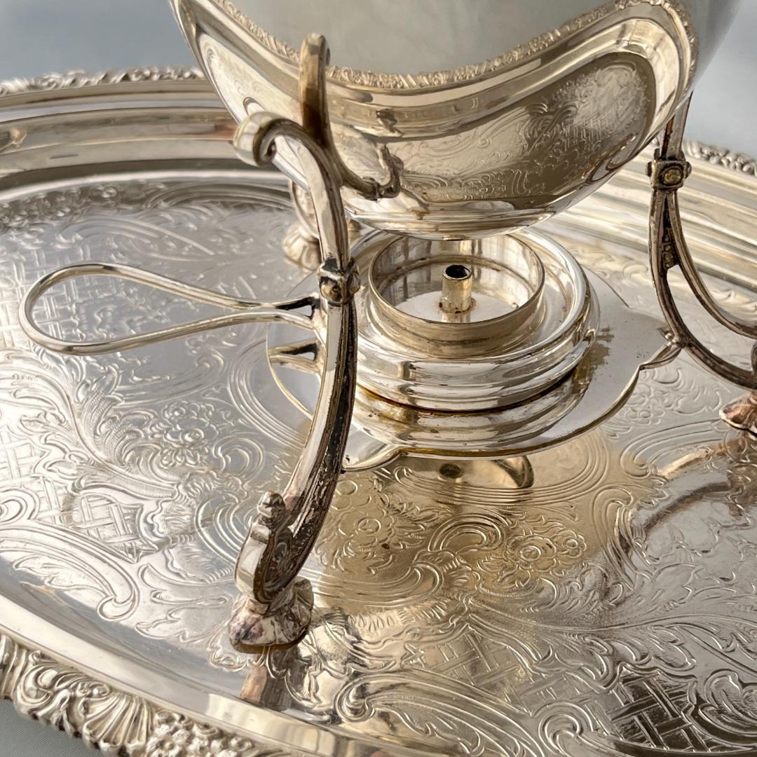 【Daniel & Arter】 ビクトリアンのエッグウォーマー エンボスの装飾