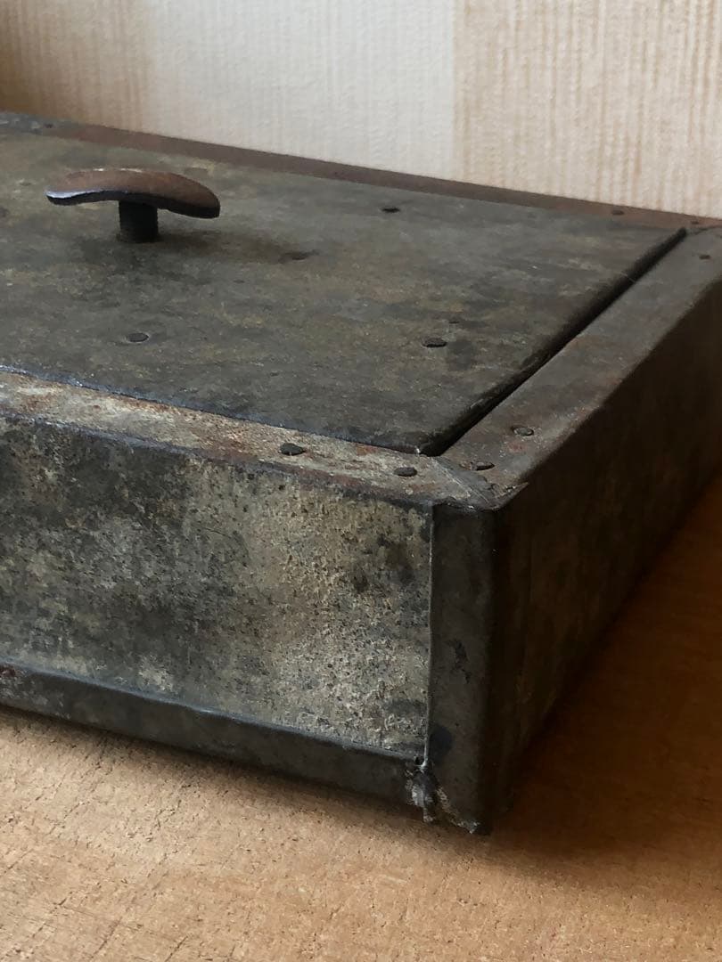 錻力の硯箱　文箱　ブロカント　ブリキ