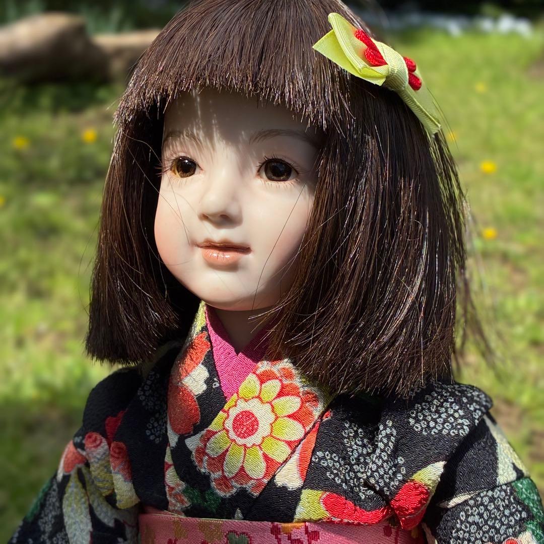 三輪輝子　市松人形