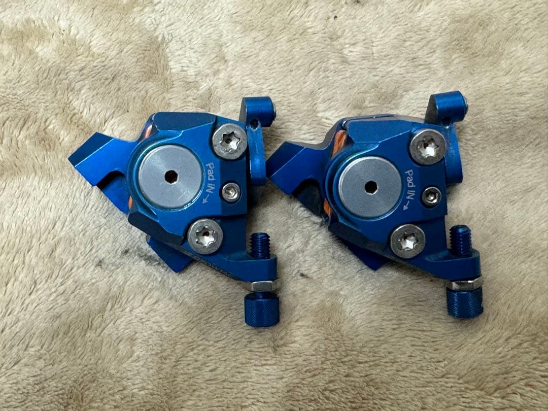 GROWTAC EQUAL 機械式ディスクブレーキキャリパー　純正パッド付き！！