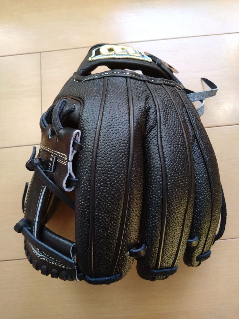 Wilson Staff DUAL 硬式内野手11.5インチ　WBW103643