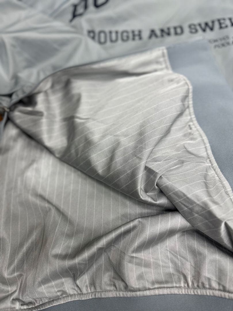 ラフアンドスウェルrough and swellスニードジャック蓄熱　M