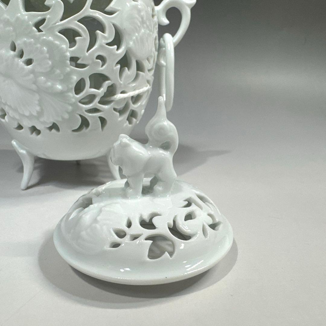 有田焼　杉原一壺　白磁　唐草透かし　耳付　香炉