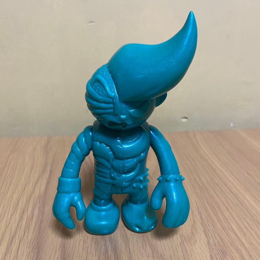 リアルへッド マッドバーバリアンズ 緑ラメ成型 未塗装 ソフビ 5416