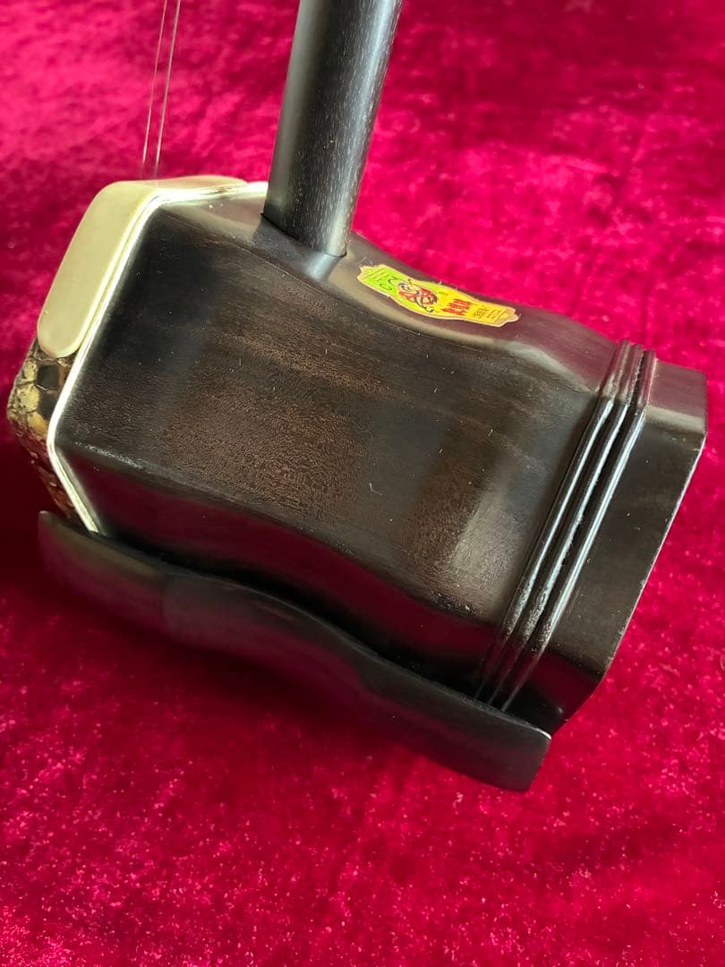 二胡★中古品★黒檀★無傷★十年保証★必需品揃い★100％評価