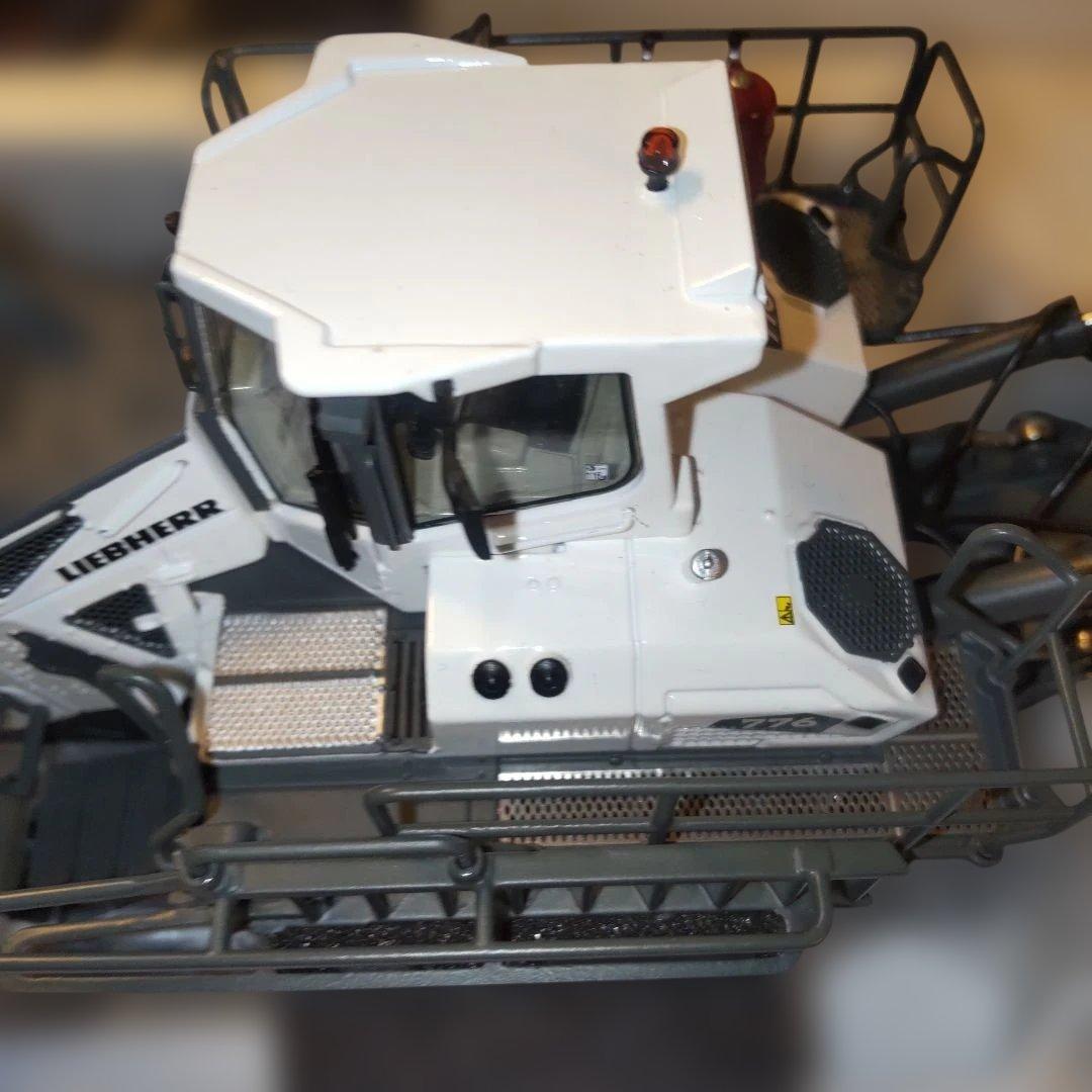 その他 Liebherr PR 776 Crawler Tractor 1/50