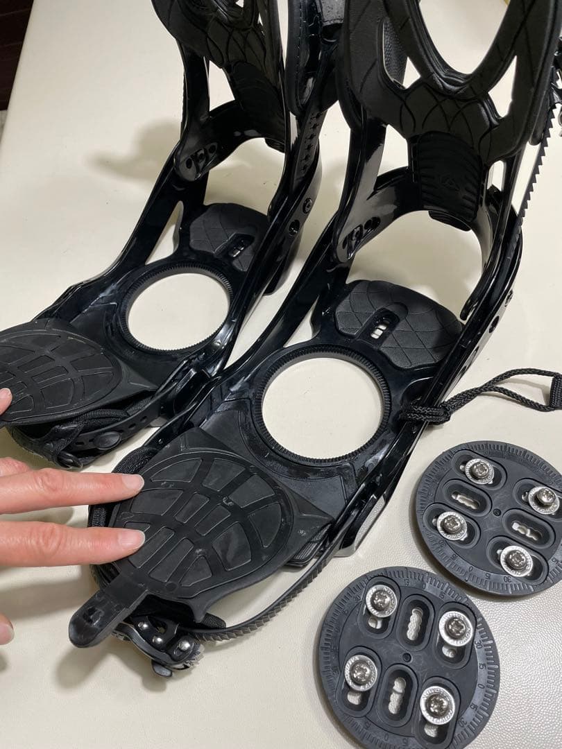 SALOMON スノーボードビンディング ARCADEブラック S/M