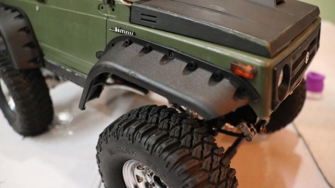 4*m様 スズキ ジムニー 運転しています。