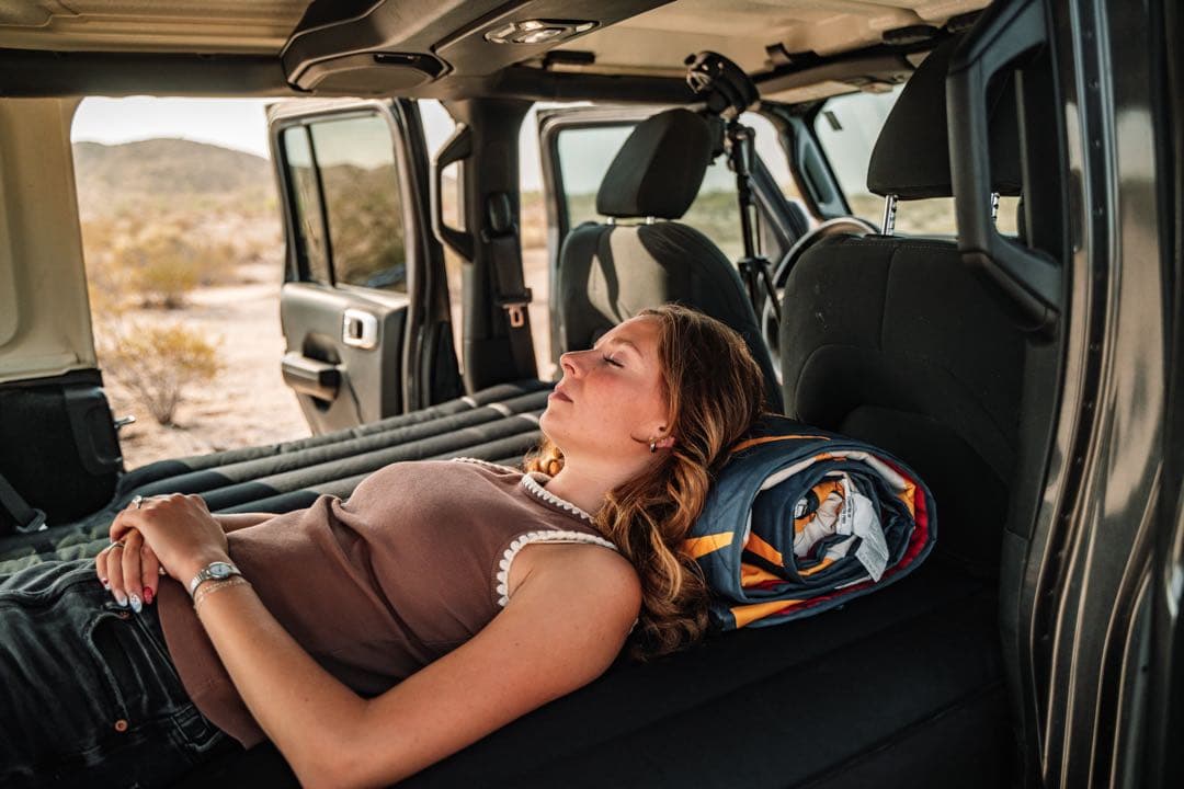 deepsleep Jeep JLラングラー専用 車内用スリーピングマット