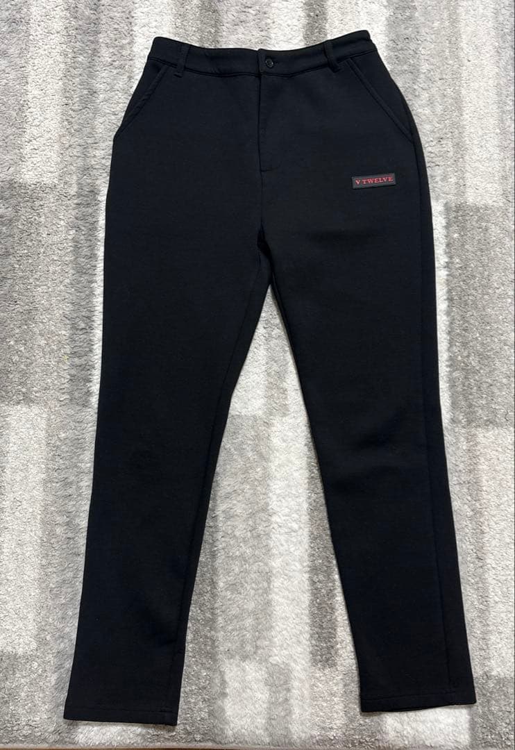 V12 ヴィ・トゥエルヴ ゴルフパンツ1(M) レディースゴルフウェア　黒
