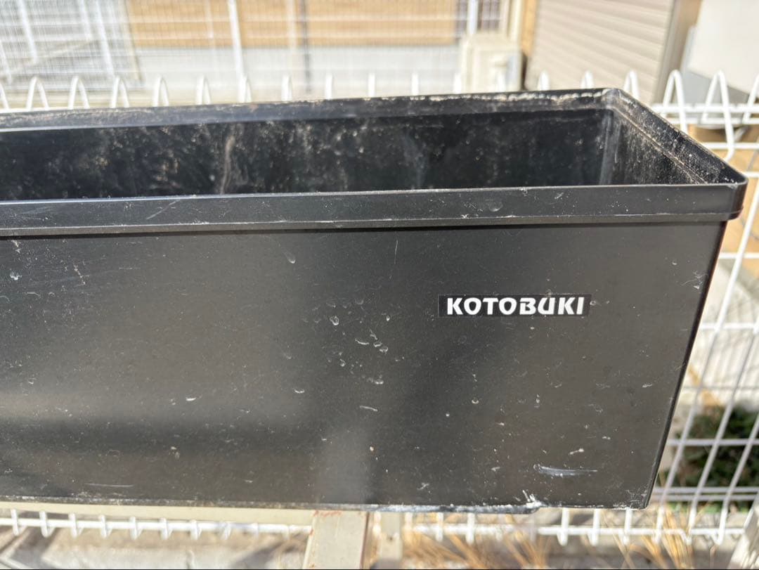 伊勢崎引き取り限定 KOTOBUKI 1200水槽のみ ガラス蓋片側欠品