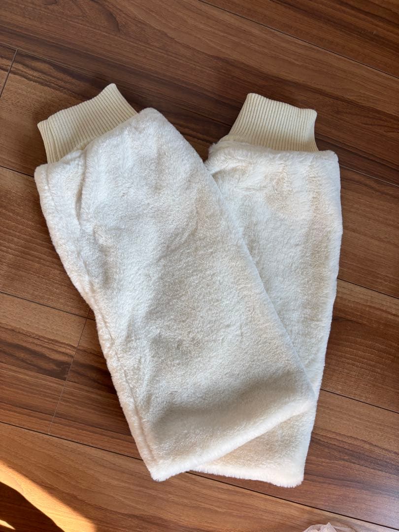 新品未使用！パーリーゲイツフリース レッグウォーマーアイボリー