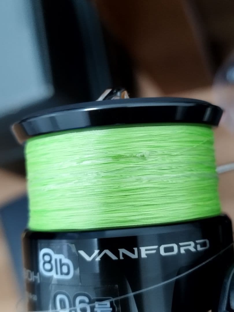 SHIMANO 超美品 24 VANFORD C3000SDH スピニングリール