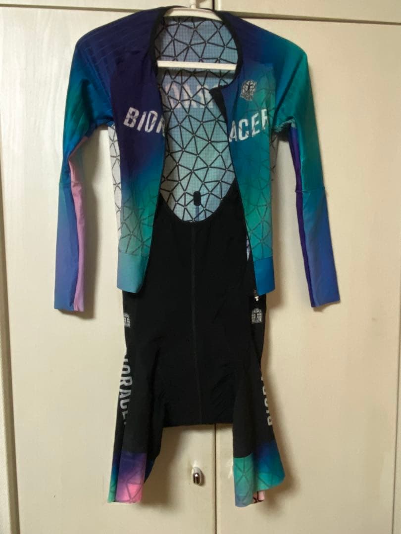 ビオレーサーEPICトーキョーグラフェン長袖エアロスーツ size S