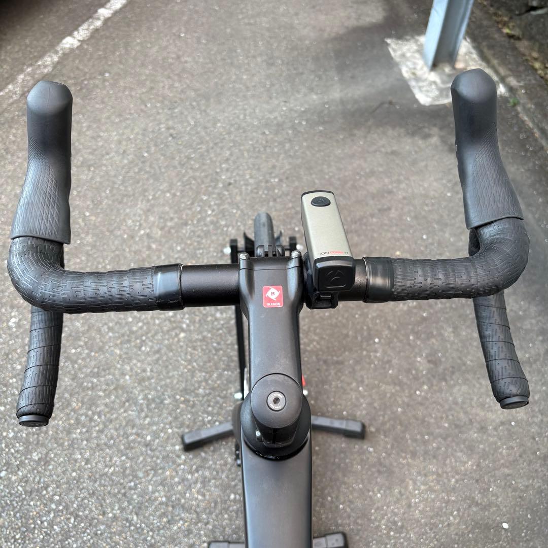 【美品】TREK Madone SL5 Gen8 SHIMANO 105 M