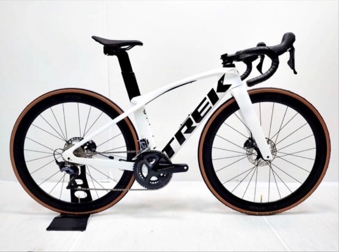 TREK カーボンロードバイク ホワイト