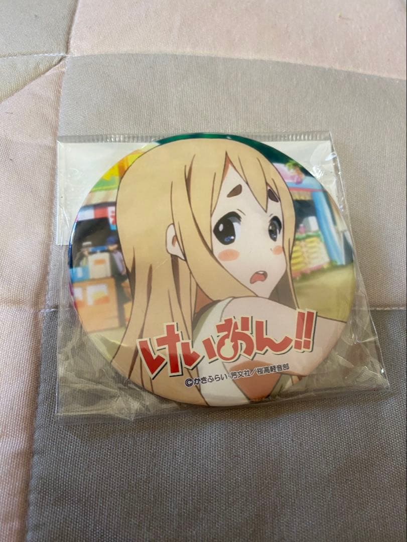 激レア　けいおん　紬　缶バッジ