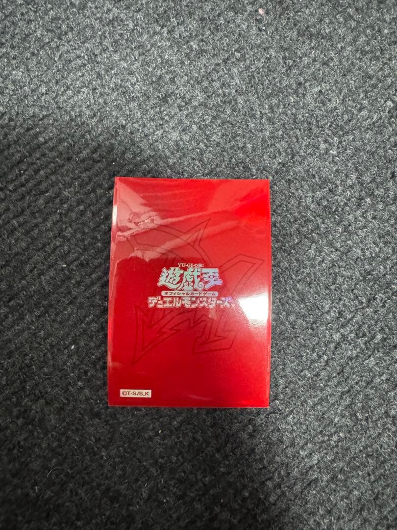 【遊戯王】　オシリスレッド　スリーブ　100枚+1枚おまけ カードプロテクター