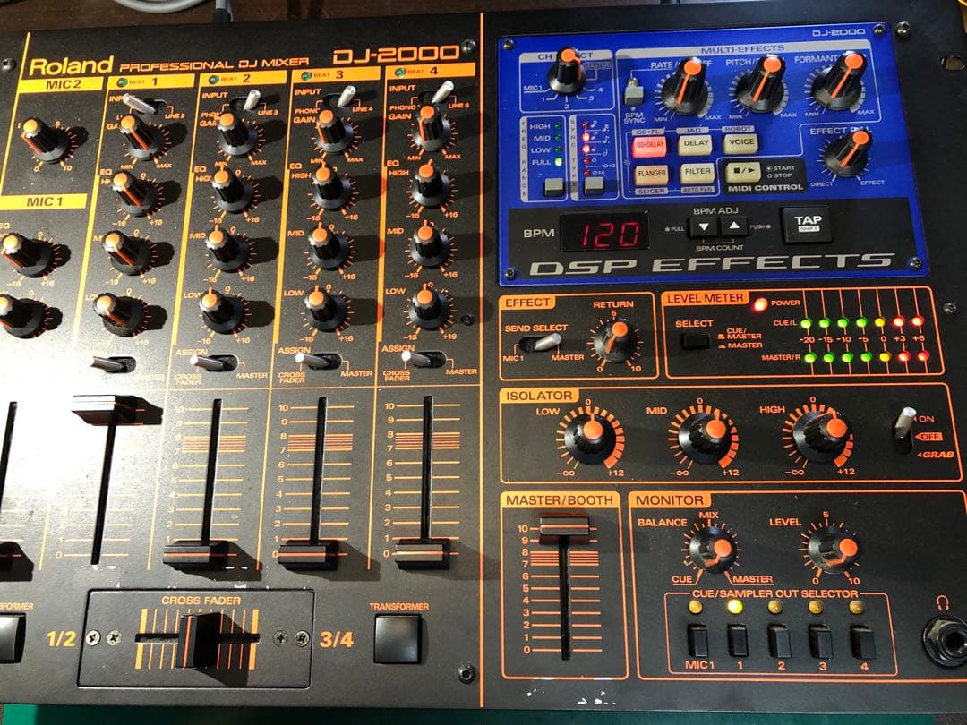 Roland ローランド　DJ-2000