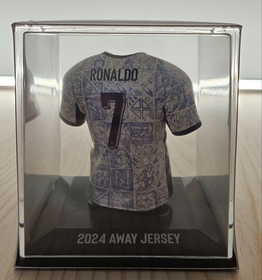 万博限定　クリスティアーノ・ロナウド EURO ミニジャージ　２個セット