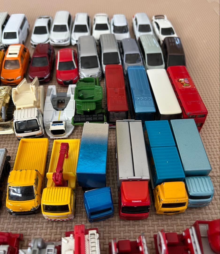 トミカ まとめ売り　85台