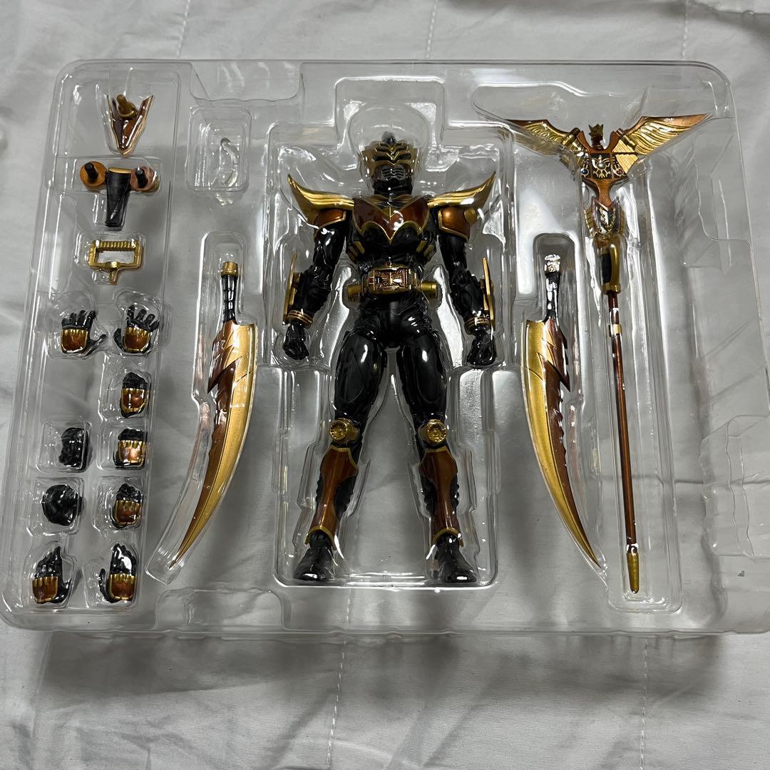 S.H.Figuarts 仮面ライダーオーディン ＆ ゴルトフェニックス