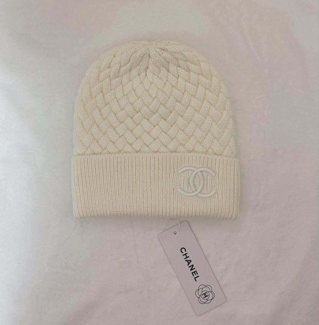CHANEL 編み込みニット帽 ホワイト新品タグ付き