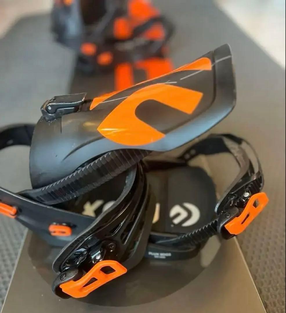 soumi WRXボード　FLUX ビンディング オレンジ/ブラックセット