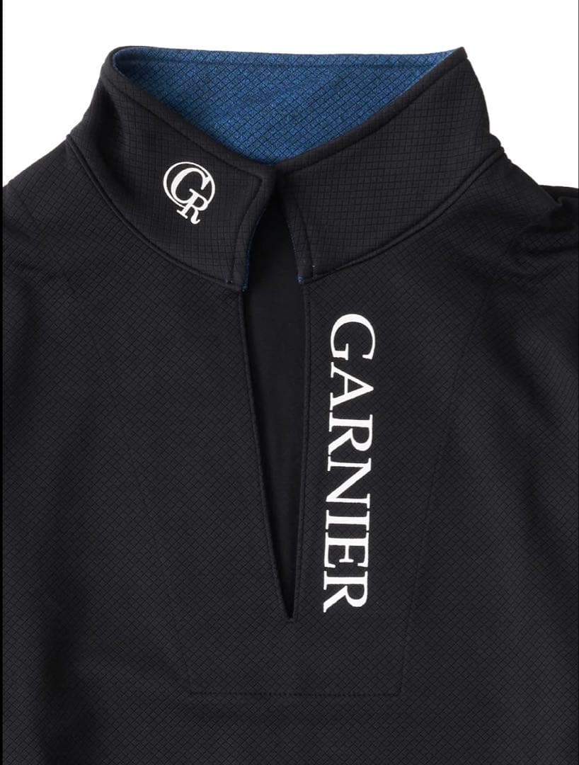 【新品未使用】ガルニエ　スリットハイネックカットソー