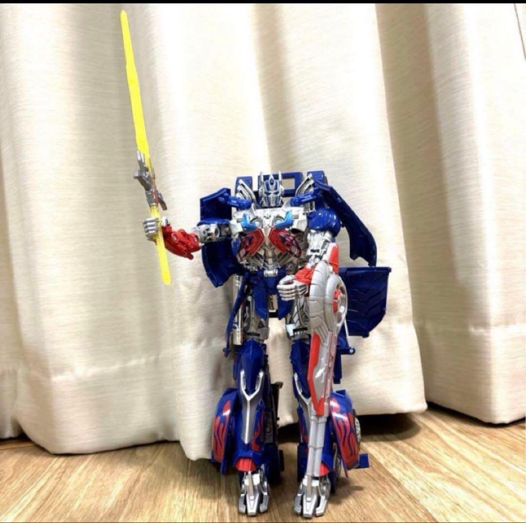 【 美品⠀】 トランスフォーマー オプティマスプライム フィギュア 変身 箱付き