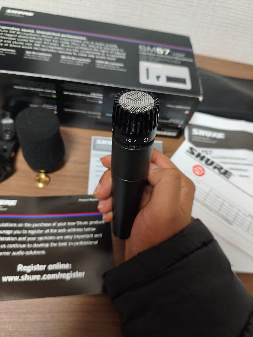 SHURE SM57 ダイナミックマイク (美品) + SHURE ポップガード