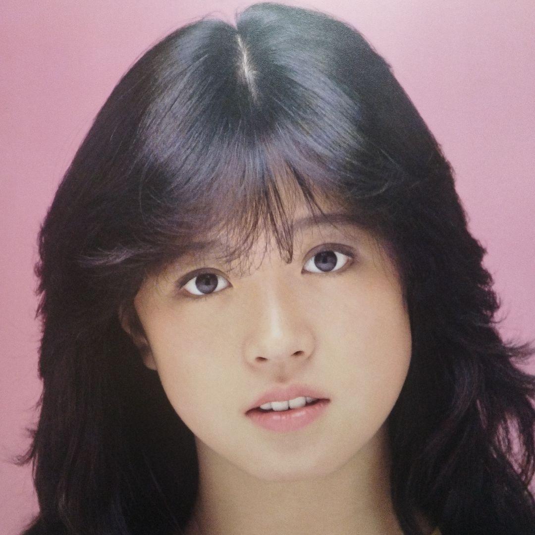 中森明菜　当時物　パネルポスター　高さ90cm 横幅60cm 大き目