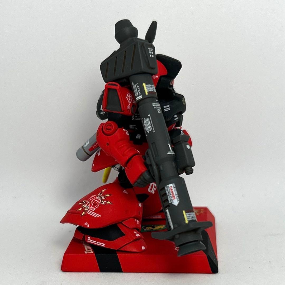 ゆ*き様 ガンダムコンバージ塗装　ジョニーライデン専用リックドムⅡ