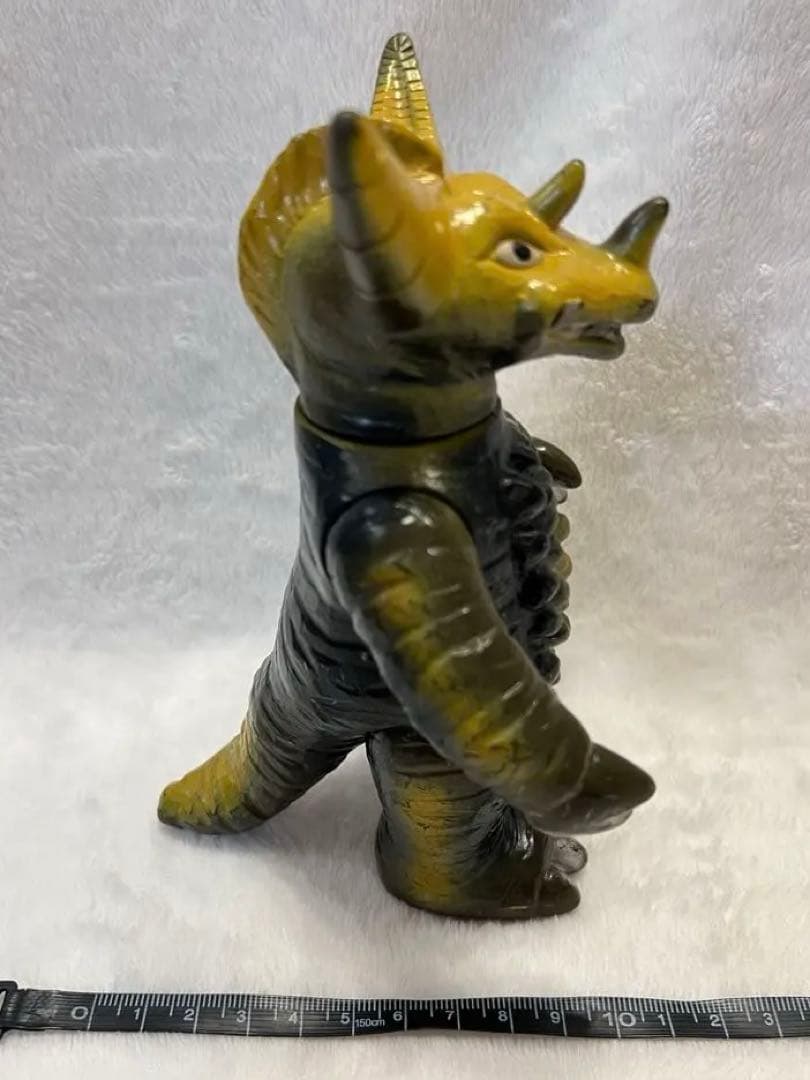 【ソフビ】ウルトラマンシリーズ 怪獣 パチ ゴモラ風