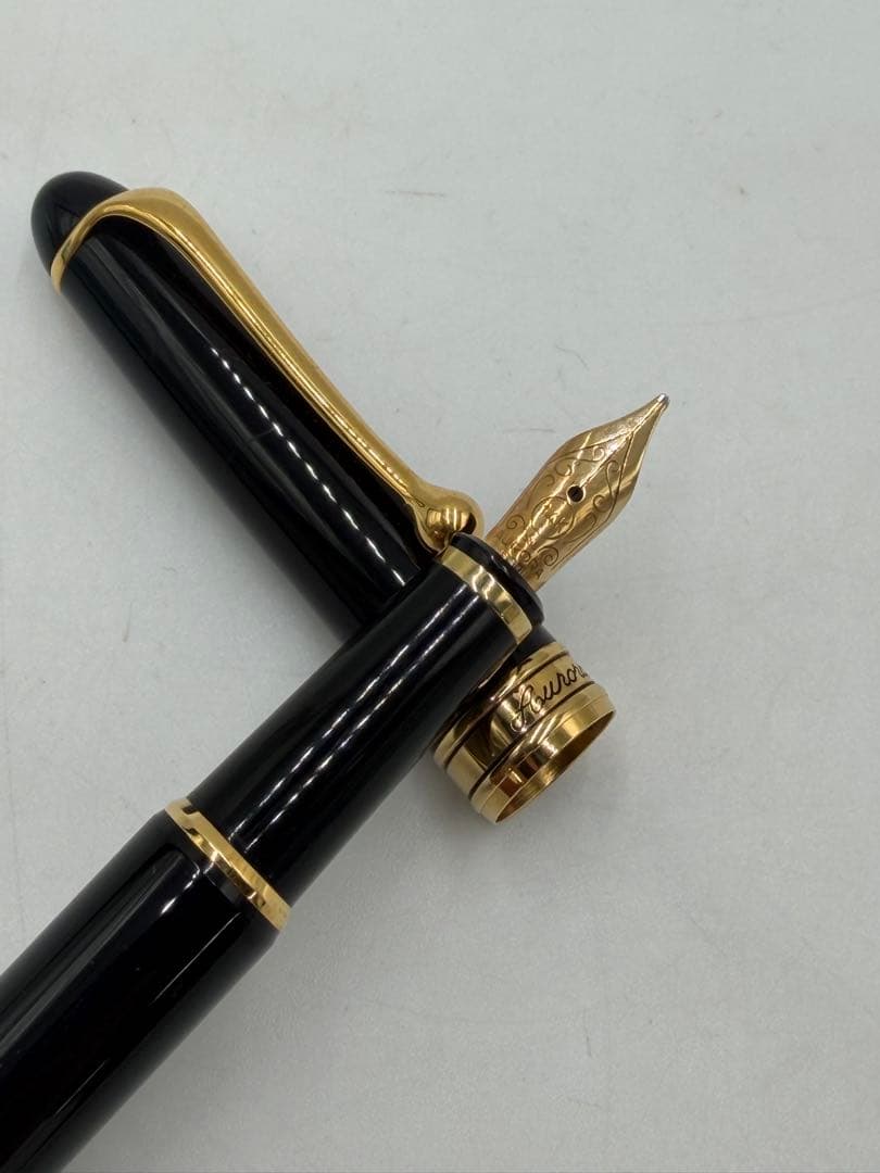 AURORA アウロラ 万年筆 14K 585 M オールブラック 中字