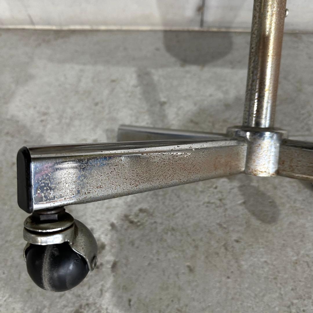 昭和レトロ ヴィンテージ ラウンジチェア 回転式 昇降 キャスター付 ダマスク柄