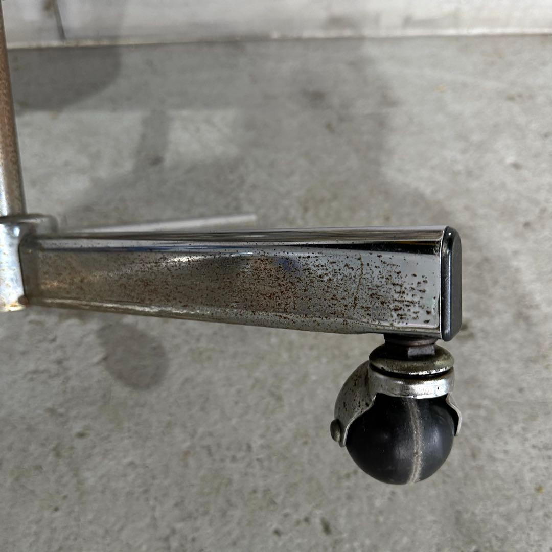 昭和レトロ ヴィンテージ ラウンジチェア 回転式 昇降 キャスター付 ダマスク柄