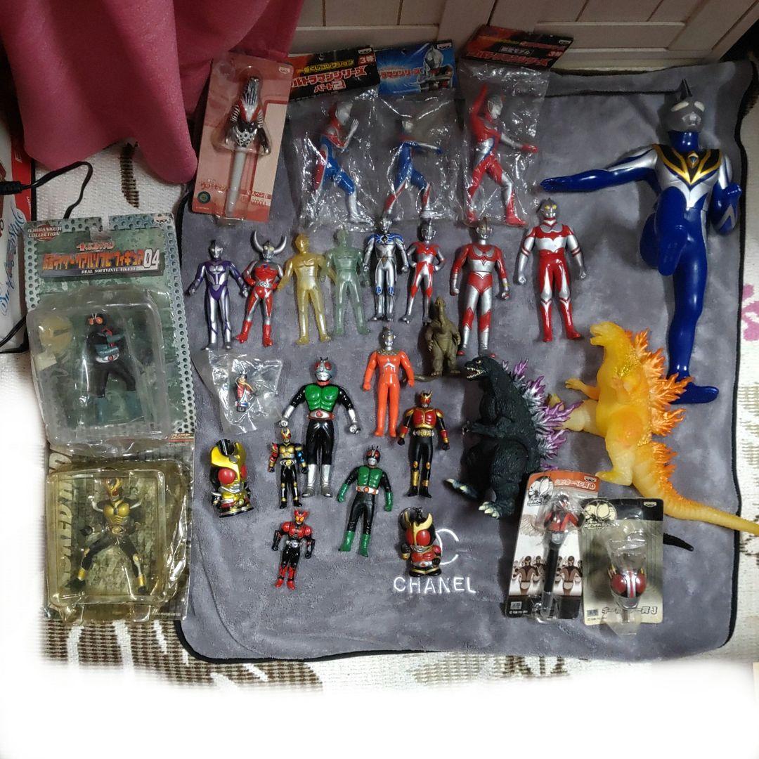 値下げ❗バンダイ特撮ヒーロー　ウルトラマン　仮面ライダー　ゴジラ　ソフビ