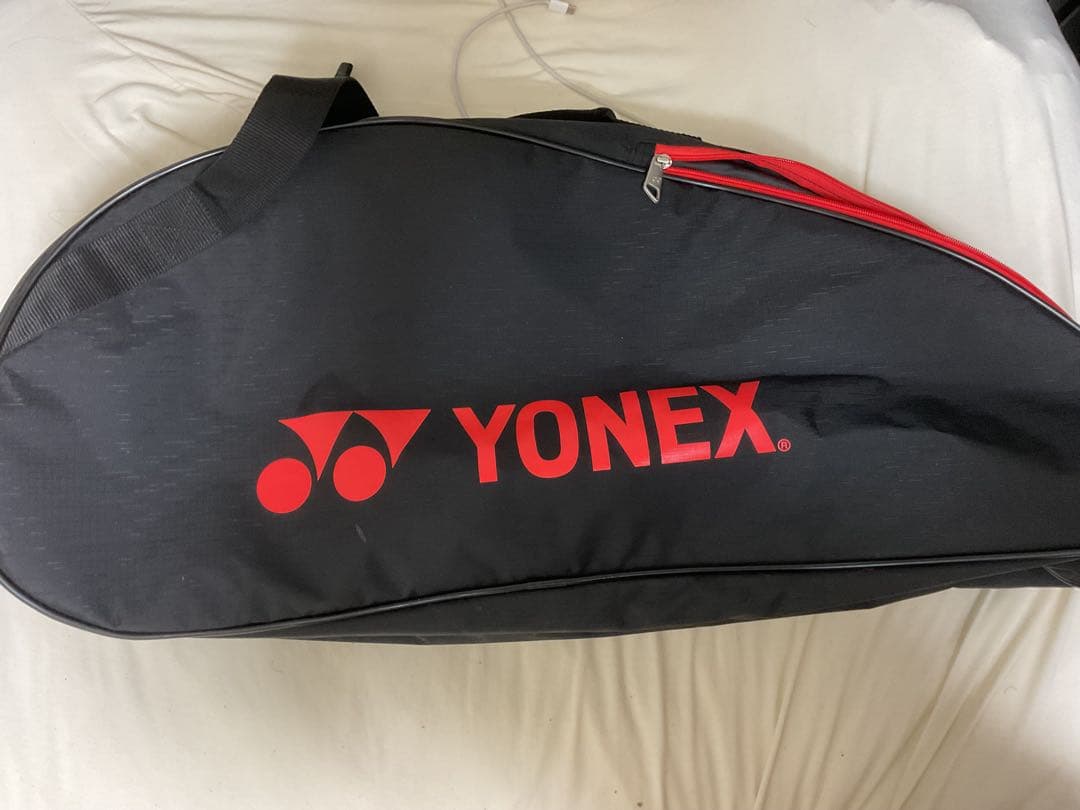 YONEX バドミントンバッグ 黒/赤