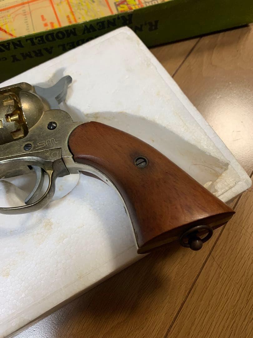 CMC 初期モデル Colt 1851 Navy .44 SMピースメーカー