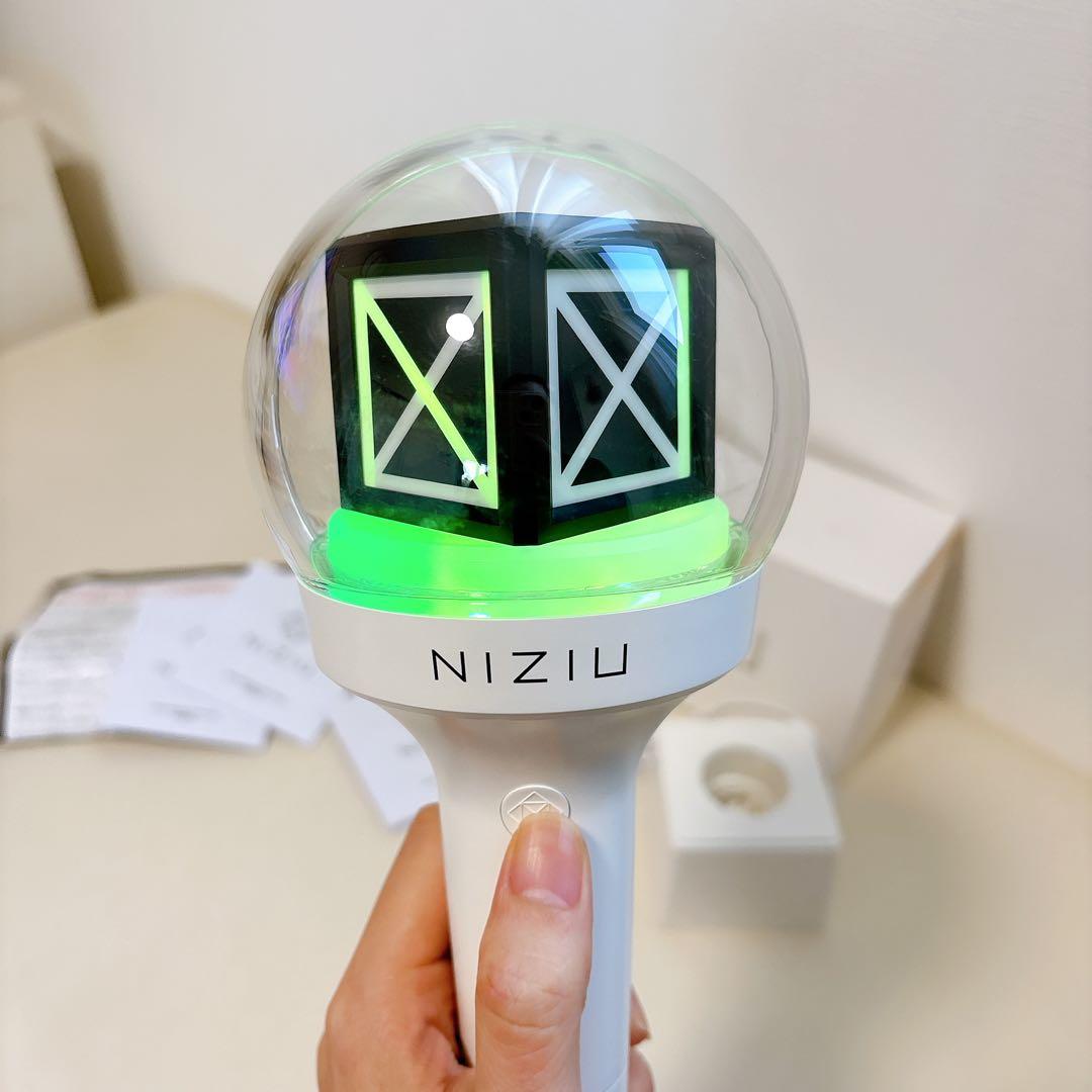 早い者勝ち‼️NiziU 公式ペンライトOFFICIAL LIGHT STICK