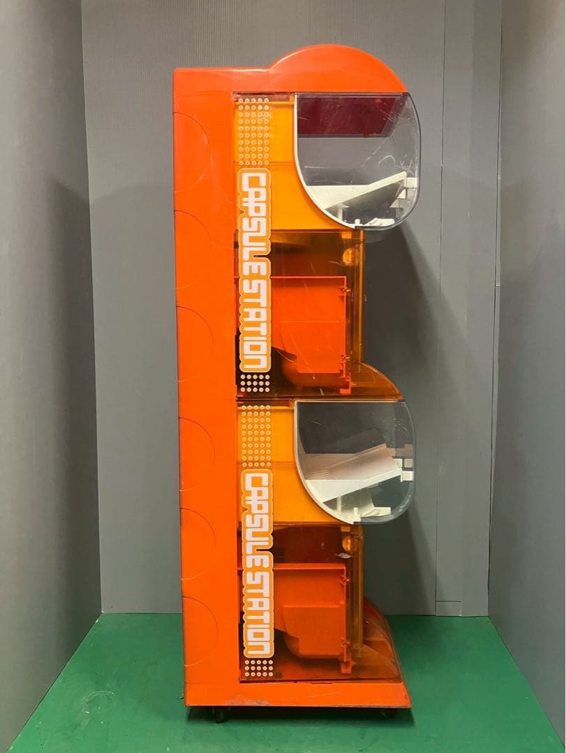 送料込み　激レアスケルトンC-33 カプセルステーション 中古ガチャガチャ本体