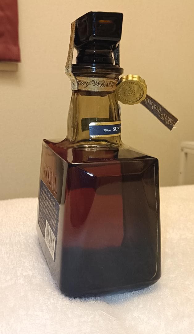 サントリー ローヤル プレミアム 12年 青ラベル 古酒（箱なし）